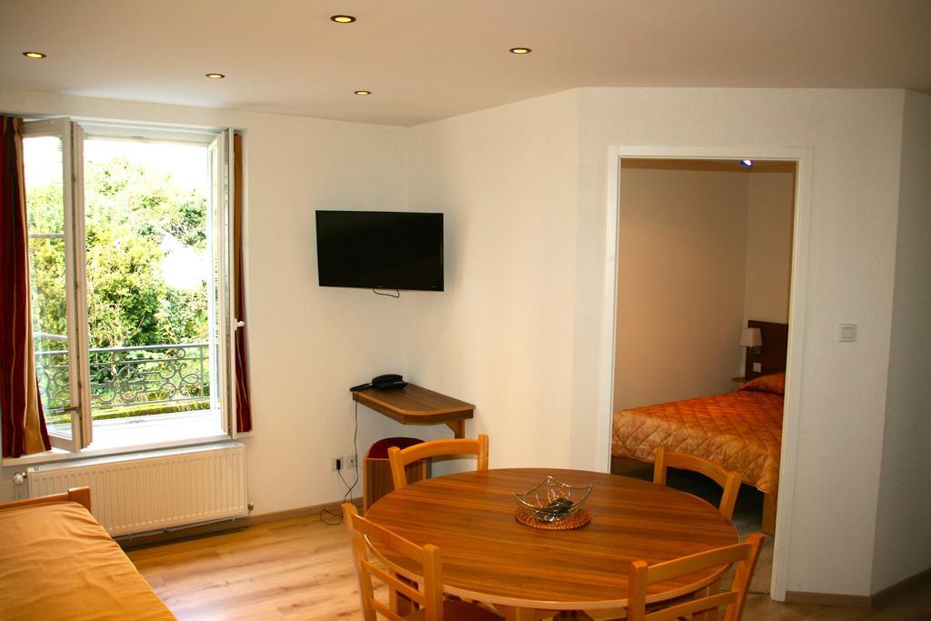 Residence Maison Blanche Plombieres-les-Bains Bagian luar foto