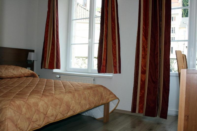 Residence Maison Blanche Plombieres-les-Bains Bagian luar foto